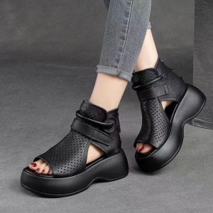 Chic Ankle Boots for Women! Pointed Toe Design Slims Legs. Perfect for Autumn and Winter, These Ankle Boots Combine Style and Comfort. Ideal for Daily Wear, Office, or Night Out. Availab